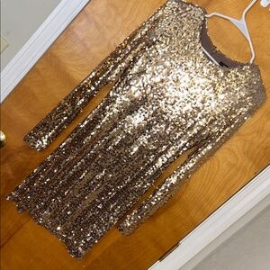 French Connection Gold Sequin Dress 🔥